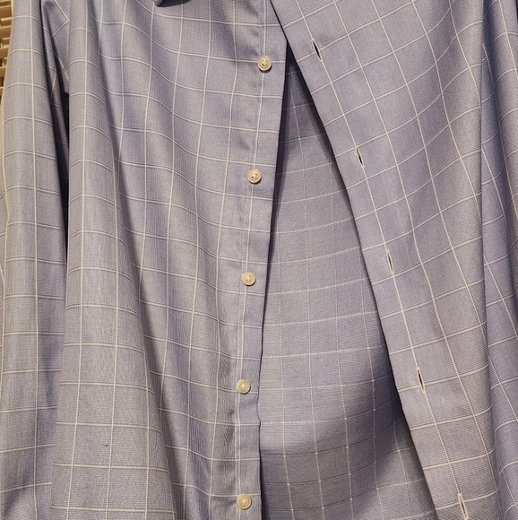 Egara button up. - Picture 2 of 5